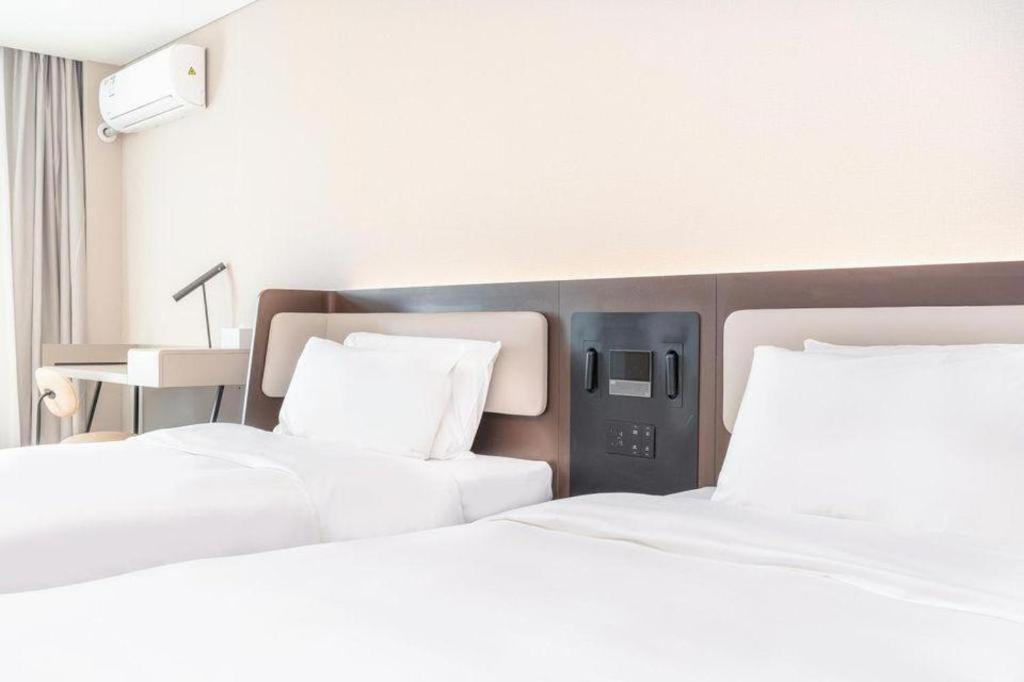 Hanting Hotel Beijing Wangfujing Zewnętrze zdjęcie